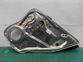 Mercedes-benz 2047331608 08-14 Mercedes-benz W204 C Class Rear Right Passenger Side Window Regulator Oem