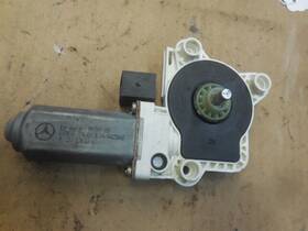 211820342 Mercedes-benz 2003 - 2009 W211 E Class Rear Left Driver Window Motor E500 E320 211820342 Mercedes-benz 2003 - 2009 W211 E Class Rear Left Driver Window Motor E500 E320