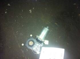 617-59117l Mercedes-benz 98-03 E-class Left Driver Power Window Motor 210 Type Front