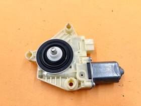 A2059060013 Mercedes-benz 15-21 C300 W205 Front Left Driver Door Window Regulator Motor Oem
