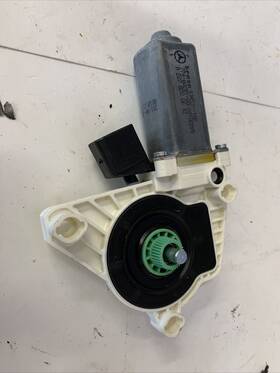 A2078200642 Mercedes-benz 12 Cls550 W218 C207 E550 Front Left Driver Side Door Window Motor Oem A2078200642 Mercedes-benz 12 Cls550 W218 C207 E550 Front Left Driver Side Door Window Motor Oem