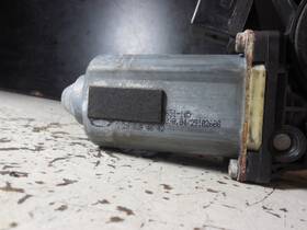 A2208204642 Mercedes-benz S500 S55 W220 2000 - 2006 Front Right Door Motor A2208204642 Mercedes-benz S500 S55 W220 2000 - 2006 Front Right Door Motor