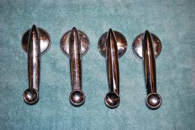 1m7223342 Mercury Door Window Regulator Handles For The 1951