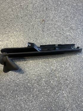 7072929 Mini 2005 - 2008 Cooper S Convertible Rear Left Side Window Inner Seal Cover 7072929 Mini 2005 - 2008 Cooper S Convertible Rear Left Side Window Inner Seal Cover