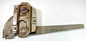 220e44 Mopar Dodge 1977 Van Window Regulator Right Passenger Side Sportsman Tradesman B100 220e44 Mopar Dodge 1977 Van Window Regulator Right Passenger Side Sportsman Tradesman B100