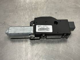 2924415c03 Nissan 2014-2020 Rogue Right Passenger Side Sun Roof Window Drive Motor Oem 2924415c03 Nissan 2014-2020 Rogue Right Passenger Side Sun Roof Window Drive Motor Oem
