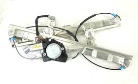 462943 Nissan 2004-2015 Titan Front Window Regulator Passenger Right Oem