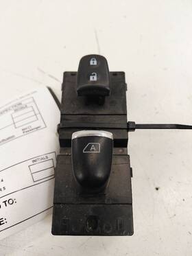 720.da1l18 Nissan Maxima Power Window Switch Right Passenger Front 2018 2017 2016 720.da1l18 Nissan Maxima Power Window Switch Right Passenger Front 2018 2017 2016