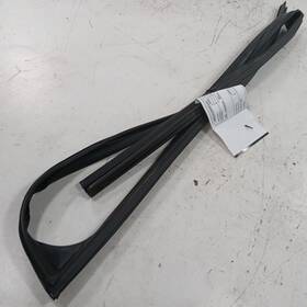 745.da1g13 Nissan Leaf Door Glass Window Seal Rubber Right Passenger Front 2013 2014 2015 745.da1g13 Nissan Leaf Door Glass Window Seal Rubber Right Passenger Front 2013 2014 2015