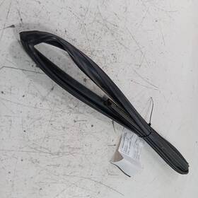 746.da1p13 Nissan Maxima Door Glass Window Seal Rubber Right Passenger Rear Back 2014 2013 746.da1p13 Nissan Maxima Door Glass Window Seal Rubber Right Passenger Rear Back 2014 2013