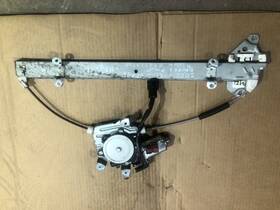 Wra51720 Nissan 2009 Nissan-driver Front Window Motor And Regulator Assembly