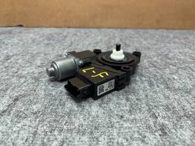 82450-ar000 Oem Genesis Gv70 2022-2025 Front Left Driver Door Window Motor Assembly 82450-ar000 Oem Genesis Gv70 2022-2025 Front Left Driver Door Window Motor Assembly