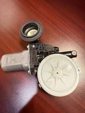 85720-52150 Oem 2016 Prius C Window Regulator Motor Rear Right Denso
