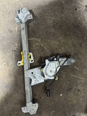 51351935639 Oem Bmw E30 318 325 Sedan Rear Pass Window Motor With Lifter Regulator 86-90 51351935639 Oem Bmw E30 318 325 Sedan Rear Pass Window Motor With Lifter Regulator 86-90