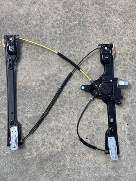 84979881 Oem Gm 84778816 21-24 Gmc Chevy Cadillac Front Left Driver Door Window Regulator Motor