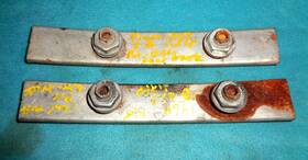 2839684 Orig Mopar 1968-70 B-body 2-dr Hdtp Or Fstbk Models / Quarter Window Rear Roller Tracks 1pr Vgc