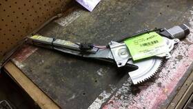 125-01803l Pontiac Driver Left Front Window Regulator Electric Fits 92-98 Achieva