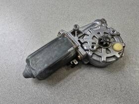 91162401401 Porsche Nice Used Original 911 930 Passenger Door Power Window Motor Tested R4 91162401401 Porsche Nice Used Original 911 930 Passenger Door Power Window Motor Tested R4