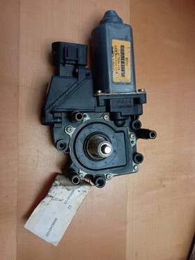 9866240103 Porsche 986/996 Boxster Window Motor / Regulator Left Drivers Side 9866240103 Porsche 986/996 Boxster Window Motor / Regulator Left Drivers Side