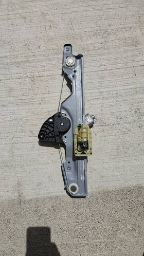 Pt Auto Warehouse Wr-1p708 Window Regulator-xle Fits 92-94 Toyota Camry