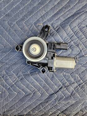 Ram Gd-558rx 2019-2023 1500 2500 Front Right Passenger Side Window Regulator Motor Oem