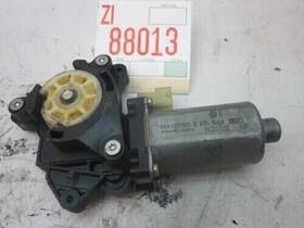 130-821-664 Saab Power Window Motor 900 1994-1998 Right Passenger Side Rear Back Door Oem