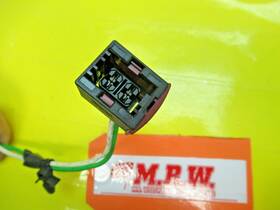 4113411-41-13-411 Saab Power Window Motor Wire Plug Connector Pig Tail Harness Clip End 04-11 9-3 4113411-41-13-411 Saab Power Window Motor Wire Plug Connector Pig Tail Harness Clip End 04-11 9-3