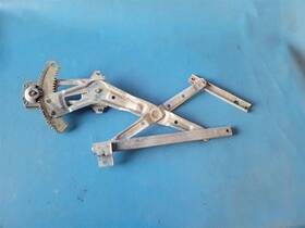 135-58038r Subaru 90 91 92 93 94 Loyale Right Rear Window Regulator Man 102906
