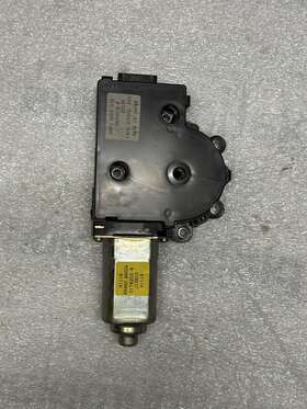 0178203a Subaru 3800942a Outback 2007 Sunroof Motor Oem / 30828