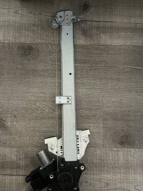 61188fn000 Subaru 2024 - 2026 Crosstrek Front Right Side Door Window Regulator With Motor Oem