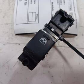 722.su1t17 Subaru Forester Window Switch Power Left Driver Rear 2016 2017 2018
