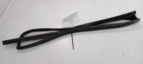 747.su1r10 Subaru Legacy Door Glass Window Seal Rubber Left Driver Rear Back 2010 2011 2012 2013 747.su1r10 Subaru Legacy Door Glass Window Seal Rubber Left Driver Rear Back 2010 2011 2012 2013