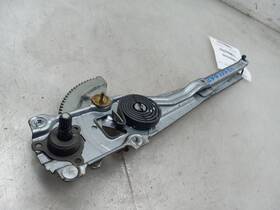 698100c010 Toyota 00-06 Tundra Regular Cab 3.4l Rwd Passenger Side Front Window Regulator 698100c010 Toyota 00-06 Tundra Regular Cab 3.4l Rwd Passenger Side Front Window Regulator