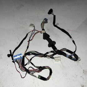 82151-0c050 Toyota 2001-2004 Sequoia Right Front Passenger Door Wire Harness