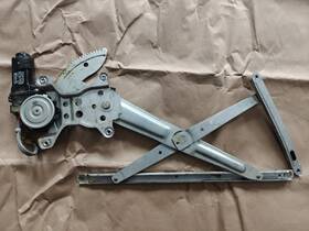 85710-20060 Toyota Right Front Passenger Power Window Regulator And Motor 1991-1997 Previa 85710-20060 Toyota Right Front Passenger Power Window Regulator And Motor 1991-1997 Previa