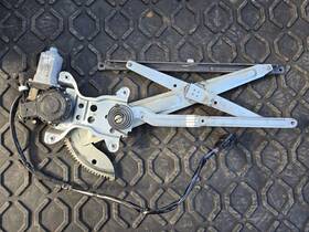85710-35150 Toyota 2001 4runner Right Front Door Window Regulator Motor Passenger Side