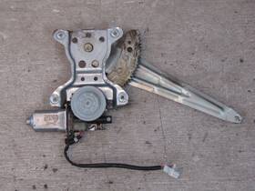 85710-7293 Toyota 1996-2002 4runner Right Rear Passenger Side Window Regulator With Motor Oem