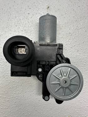 8571006260 Toyota 2015-2020 Sienna Camry 15-17 Front Right Side Door Window Motor Oem 8571006260 Toyota 2015-2020 Sienna Camry 15-17 Front Right Side Door Window Motor Oem