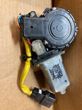 85720-47030 Toyota 8572047030 2002 Prius Door Window Regulator Front Left 01 02 03