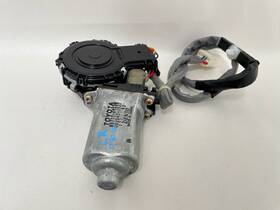 85710-48030 Toyota - Lexus 1999 2003 Rx300 Left Rear Door Power Window Motor Oem 8571048030