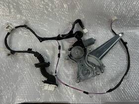 Z76973969 Toyota Oem 14 -19 Corolla Lr Window Regulator With Motor And Door Wiring Harness Z76973969 Toyota Oem 14 -19 Corolla Lr Window Regulator With Motor And Door Wiring Harness