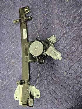 Va15170001p Vap-autoparts For Nissan Sentra 2013-2019 Front Right Power Window Regulator With Motor