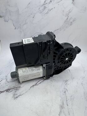 105407-301 Volkswagen 99-06 Vw Golf / Jetta City - Rr Right Rear Window Motor 1je 839 752 E 105407-301 Volkswagen 99-06 Vw Golf / Jetta City - Rr Right Rear Window Motor 1je 839 752 E