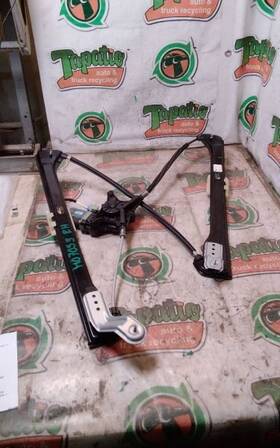 125-10539r Volkswagen Taos 2022 Front Window Regulator 3062881