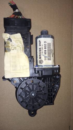 1y1959802c Volkswagen 03-10 Vw Beetle Convertible Right Front Window Regulator Motor