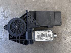 3b4837751mk Volkswagen Vw B5.5 Passat Front Left Driver Side Power Window Motor 3b4837751mk Volkswagen Vw B5.5 Passat Front Left Driver Side Power Window Motor
