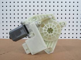 504959811d Volkswagen Golf Passenger Rear Power Window Regulator Motor Oem