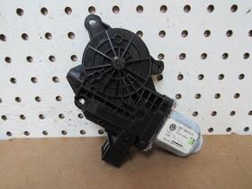 561959812 Volkswagen 12 13 14 15 Passat Rear Right Window Motor Oem
