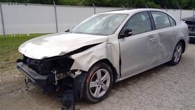 617-51581r Volkswagen Passenger Right Power Window Motor Front Fits 11-18 Jetta 64775 617-51581r Volkswagen Passenger Right Power Window Motor Front Fits 11-18 Jetta 64775