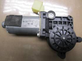 130821761 Volvo 2001-2007 Xc70 60 Passenger Right Front Window Motor Oem 130821761 Volvo 2001-2007 Xc70 60 Passenger Right Front Window Motor Oem